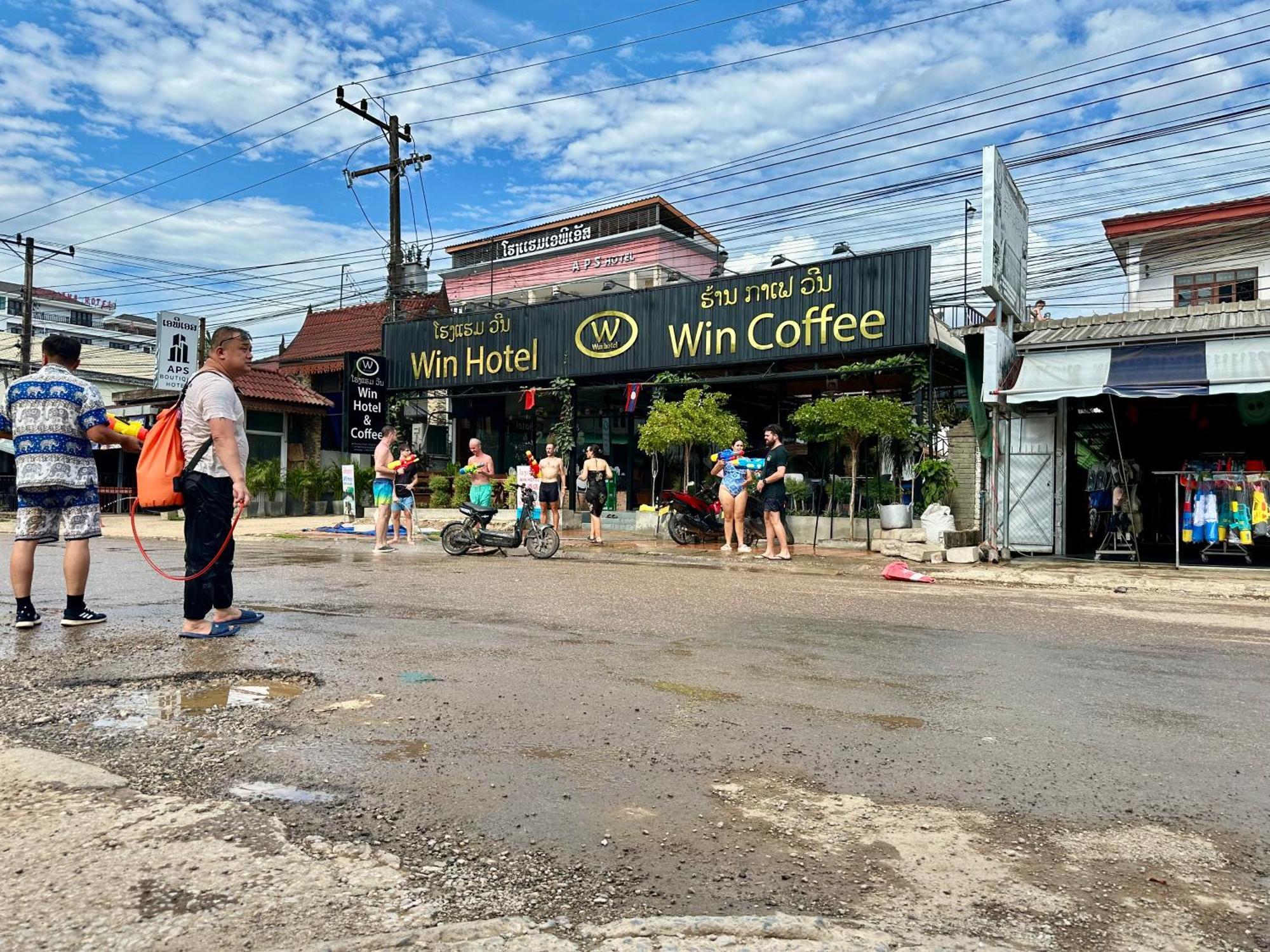 Win Hotel Vang Vieng Exterior foto